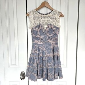 Elegant Lace Overlay Dress XS